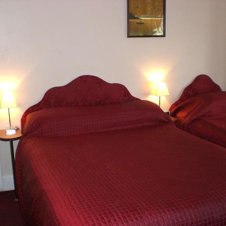 Melville Lodge Gatwick Хорли Номер фото