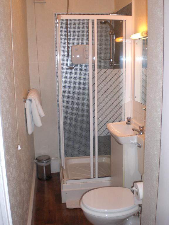 Melville Lodge Gatwick Хорли Номер фото
