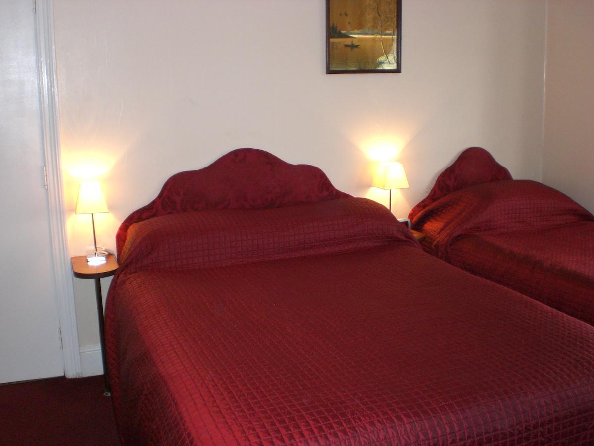 Melville Lodge Gatwick Хорли Номер фото